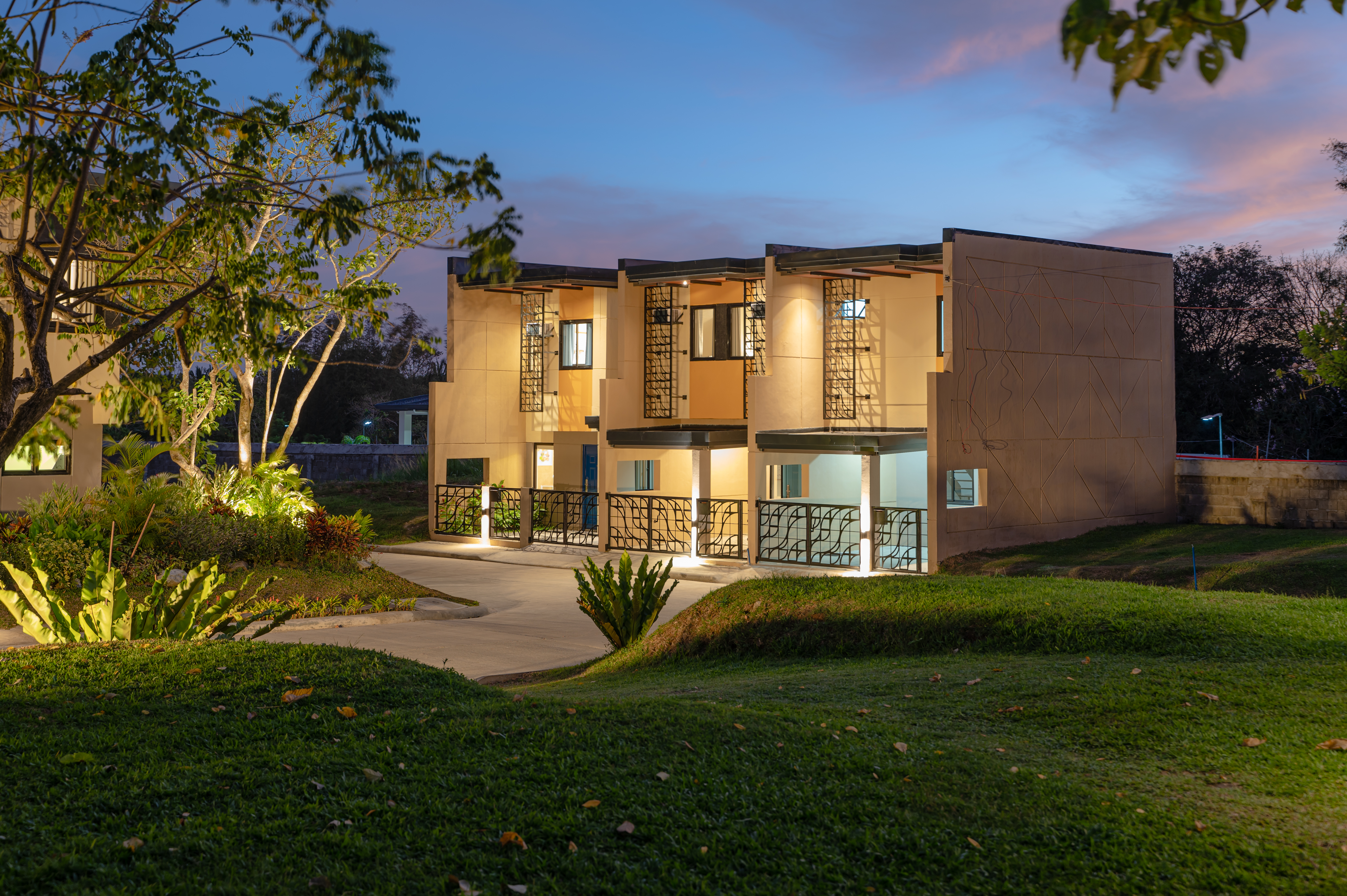 LOOK: House and Lots with Amenities at Arcoe Residences in Lipa, Batangas